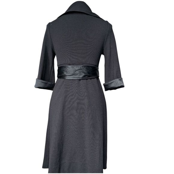 DVF Black Wool Blend Black Wrap Dress KNEE LENGTH XS - Picture 3 of 7